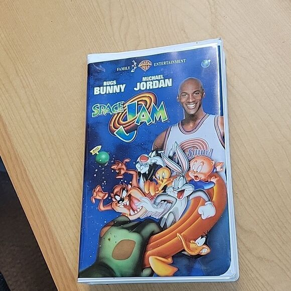 Looney Toon Bundle Of Misc Toys, Vhs, Dvd - Picture 10 of 11